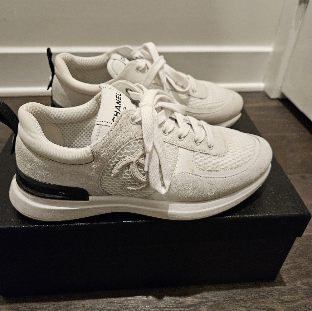 EXCELLENT CONDITION Chanel White Sneakers - Picture 6 of 7